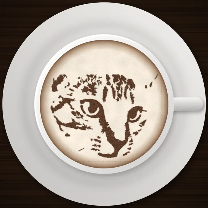 Capuchino con la cara de un gato dibujada con cacao usando un stencil generado desde una foto